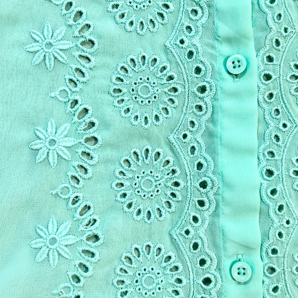 Seafoam aqua eyelet floral lace button down shirt blouse lightweight sheer beach - Picture 5 of 12